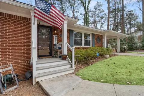 3245 Westmart Ln, Atlanta, GA 30340