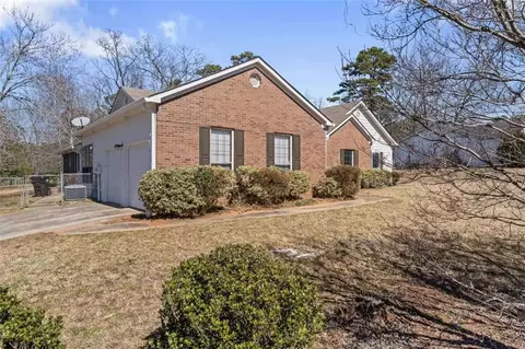 Exterior - 1295 Brady Ct, Hampton, GA 30228 photo 3 of 3