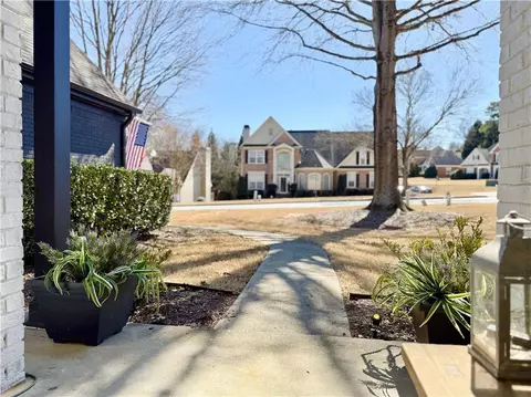 110 Roberts Rd, Suwanee, GA 30024 photo 4