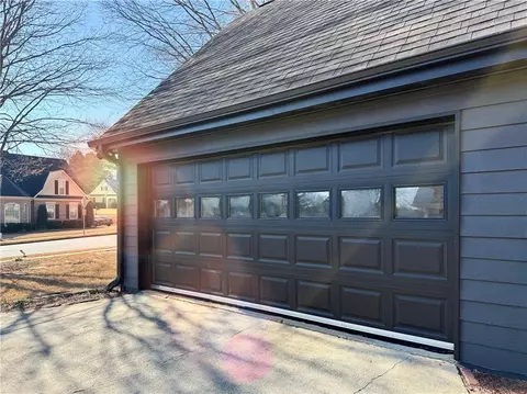 110 Roberts Rd, Suwanee, GA 30024 photo 7