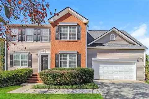 603 Stonecrest Dr, Loganville, GA 30052