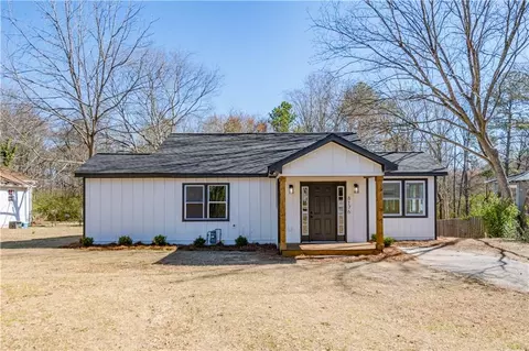 8176 Camp St, Douglasville, GA 30134