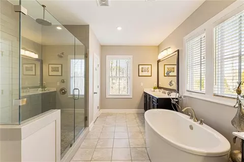 Bath - 413 Burbank Aly, Milton, GA 30004 photo 5 of 7