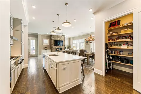 Kitchen - 413 Burbank Aly, Milton, GA 30004 photo 6 of 6