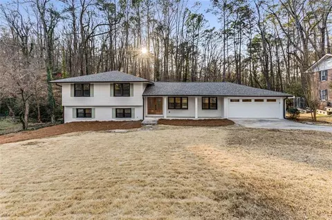 2490 Brookcliff Way NE, Atlanta, GA 30345