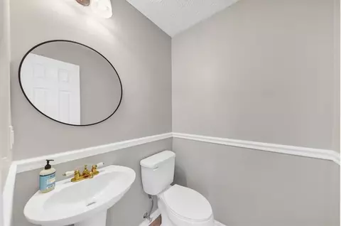 Bath - 3713 Spring Leaf Ln, Acworth, GA 30101 photo 1 of 6