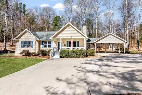 111 Hidden Hollow Ct, Ellijay, GA 30540