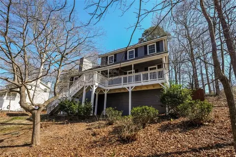 452 Springfield Dr, Woodstock, GA 30188
