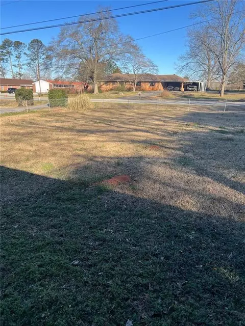Exterior - 3845 Hwy 81 W, Hampton, GA 30228 photo 3 of 3