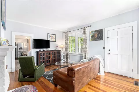 2 Crescent St SE, Lindale, GA 30147 photo 4