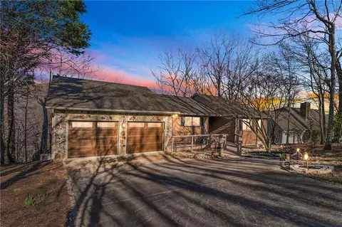 130 Starcross Ln, Jasper, GA 30143