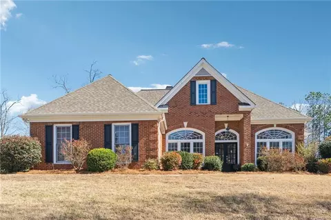 3999 Treemont Ln, Suwanee, GA 30024