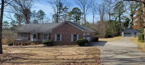 2539 Britt Rd, Snellville, GA 30078