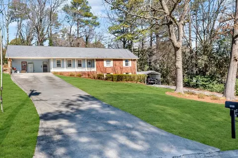 2021 Windsor Ln, Snellville, GA 30078
