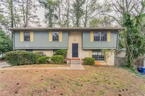 2897 Hedgewood Dr NW, Atlanta, GA 30311