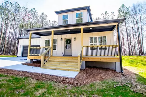 279 Laura Cir, Bowdon, GA 30108
