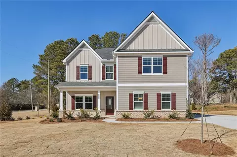 3603 Squires Park Ln, Loganville, GA 30052