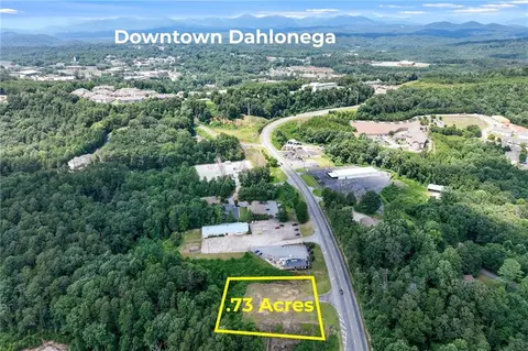 1392 S Chestatee St, Dahlonega, GA 30533