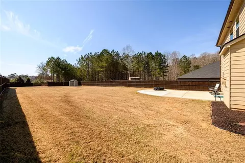 Exterior - 260 Kyndal Dr, Hampton, GA 30228 photo 9 of 18