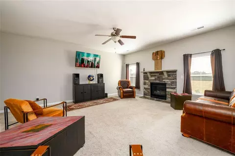 Living - 260 Kyndal Dr, Hampton, GA 30228 photo 1 of 1