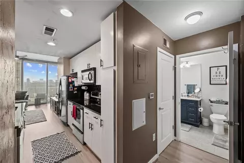 361 17th St NW #807, Atlanta, GA 30363
