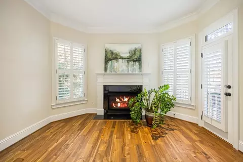 Living - 1734 Doonbeg Ct, Kennesaw, GA 30152 photo 8 of 8
