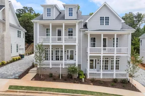2140 Parkside Ln, Roswell, GA 30076