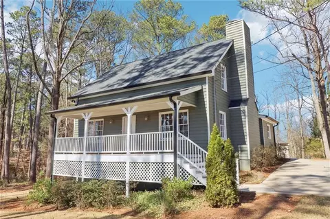 2015 Plantation Rd, Lawrenceville, GA 30044