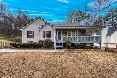 218 Pine Needle Trl, Villa Rica, GA 30180