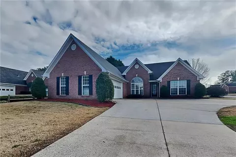 930 Rafington Dr, Lawrenceville, GA 30046