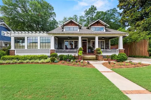 1518 Cambridge Ave, Atlanta, GA 30337