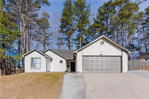 975 Fox Valley Trl, Stone Mountain, GA 30088