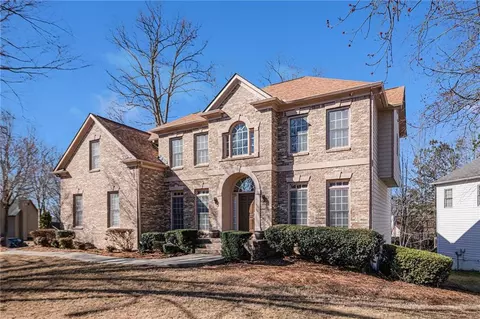 3735 Holiday Ln, Atlanta, GA 30349