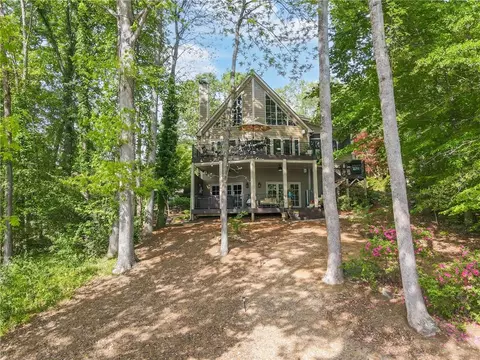 606 Woodland Cir, Dawsonville, GA 30534