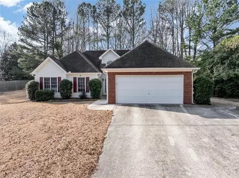 2577 Twin Oaks Dr SW, Marietta, GA 30064