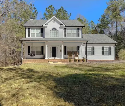 815 Lake Stone Lea Dr, Oxford, GA 30054