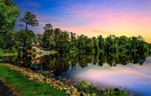 127 Hamby Ln, Social Circle, GA 30025