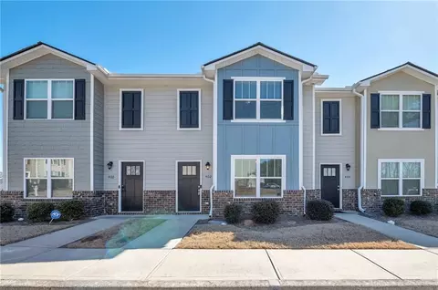 402 Whippet St, Union City, GA 30291