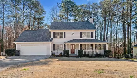 1015 Country Walk Ct, Lawrenceville, GA 30043