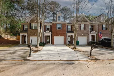 1290 Adcox Sq, Stone Mountain, GA 30088