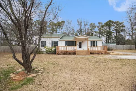 130 Poplar Rd, Newnan, GA 30263