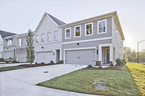 221 Admor Ln, Acworth, GA 30102