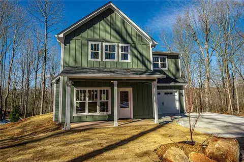 125 Cool Springs Ln, Dahlonega, GA 30533