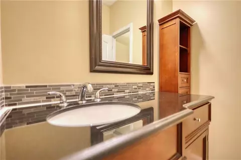 Bath - 75 Horseshoe Dr, Covington, GA 30014 photo 12 of 16