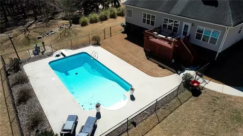 Exterior - 75 Horseshoe Dr, Covington, GA 30014 photo 13 of 16