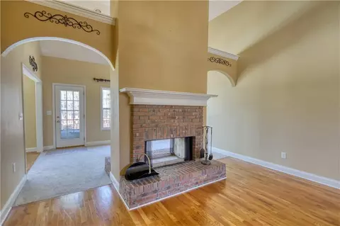 Living - 75 Horseshoe Dr, Covington, GA 30014 photo 5 of 20