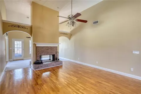 Living - 75 Horseshoe Dr, Covington, GA 30014 photo 7 of 20
