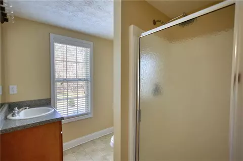 Bath - 75 Horseshoe Dr, Covington, GA 30014 photo 6 of 16