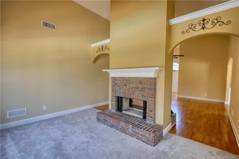 Living - 75 Horseshoe Dr, Covington, GA 30014 photo 10 of 20