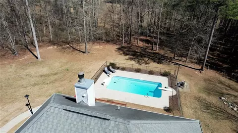 Exterior - 75 Horseshoe Dr, Covington, GA 30014 photo 15 of 16